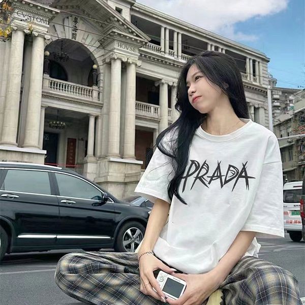 プラダ ロゴ Tシャツ スーパーコピー ホワイトお洒落に♪ pun05846