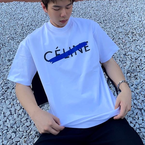 送料無料セリーヌ スーパーコピー ロゴプリント Tシャツ Ceg37424